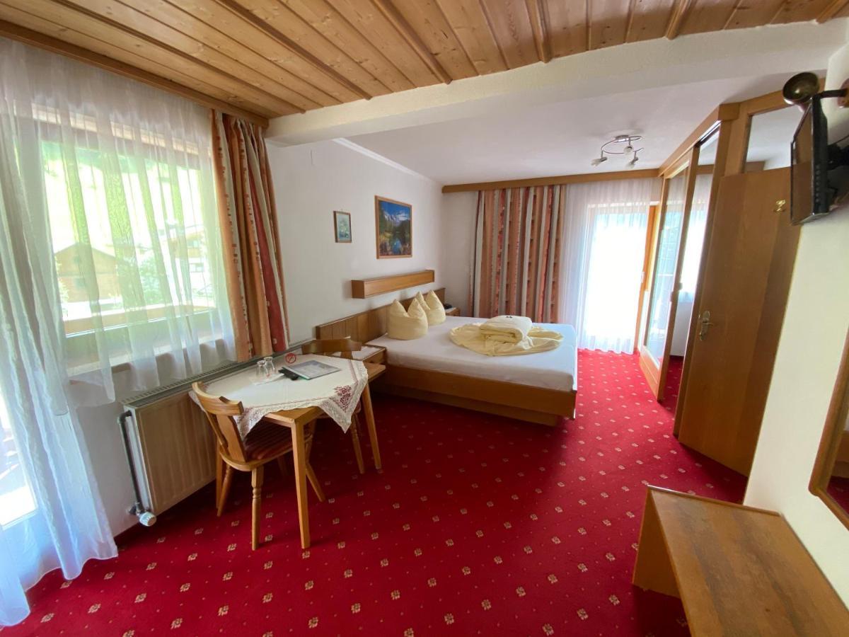 Hotel Unterkraemerhof Fusch an der Grossglocknerstrasse Екстериор снимка